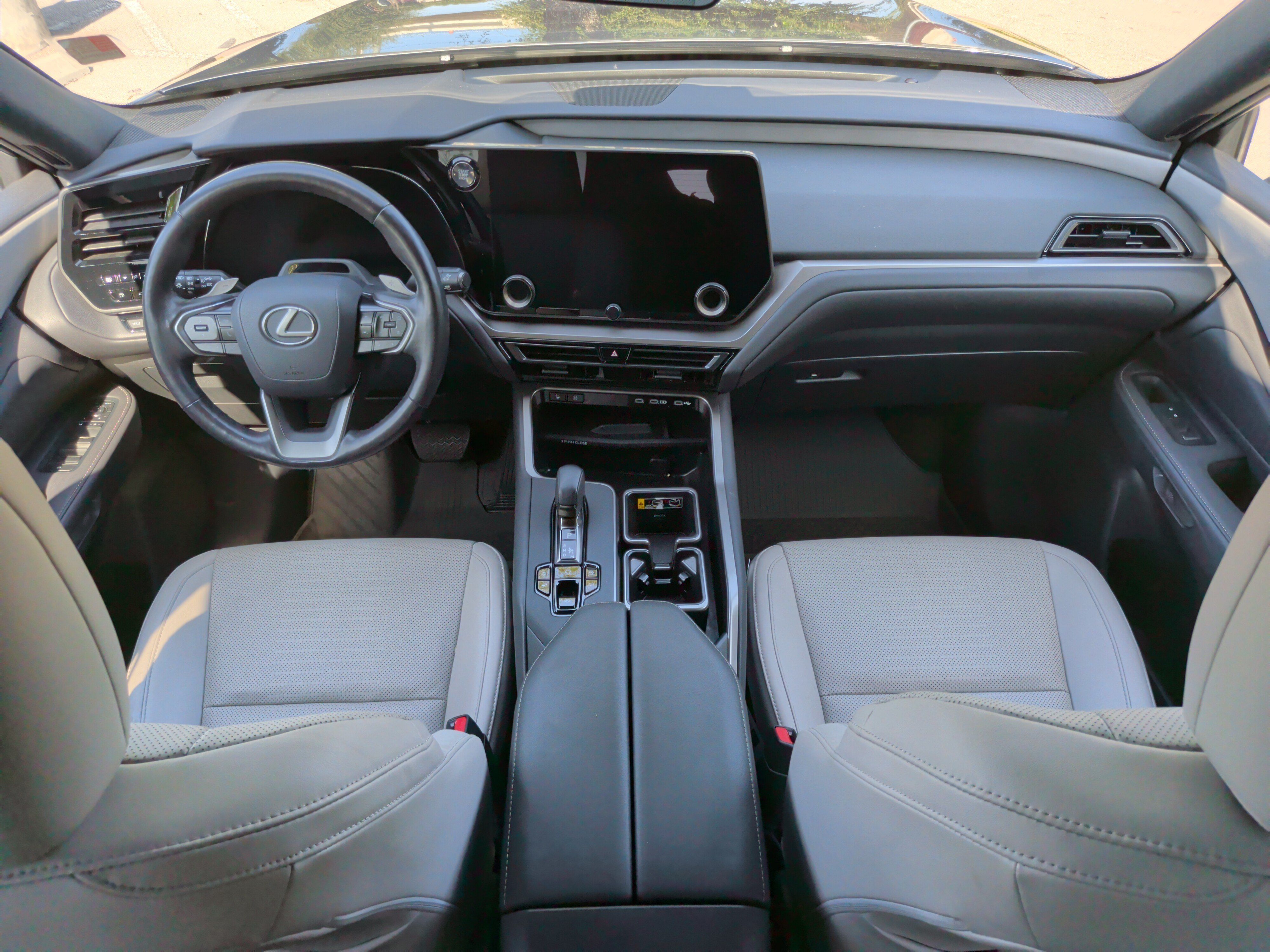Used 2025 Lexus TX 350 AWD w/ Technology Package image 31