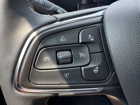 Used 2025 Buick Encore GX Avenir w/ Avenir Technology Package AWD/4WD image 19