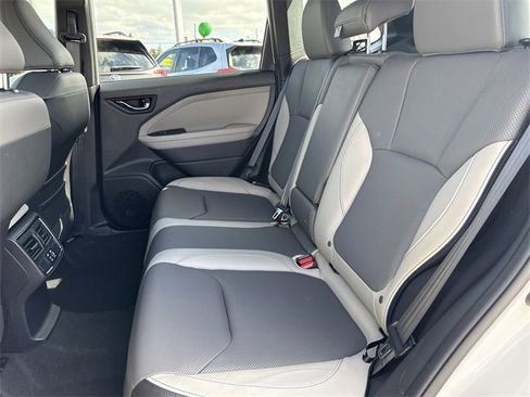 Certified 2025 Subaru Forester Limited image 14