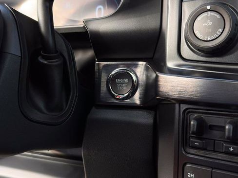 New 2026 Ford F250 Lariat w/ Black Appearance Package image 16
