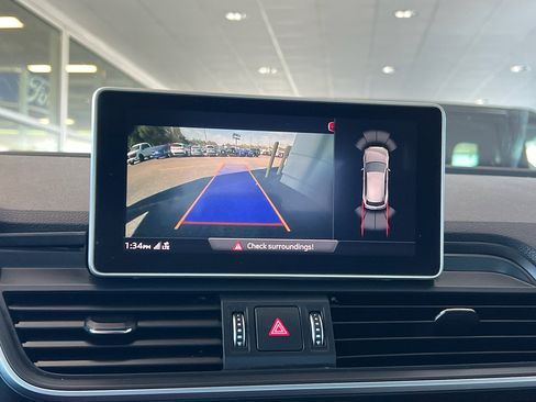 Used 2018 Audi Q5 2.0T Premium Plus w/ Premium Plus Package image 28