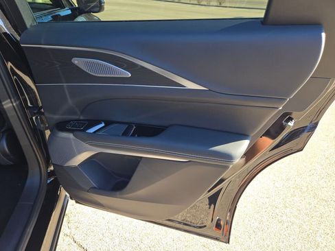 New 2026 Cadillac Lyriq Premium Luxury AWD/4WD image 8