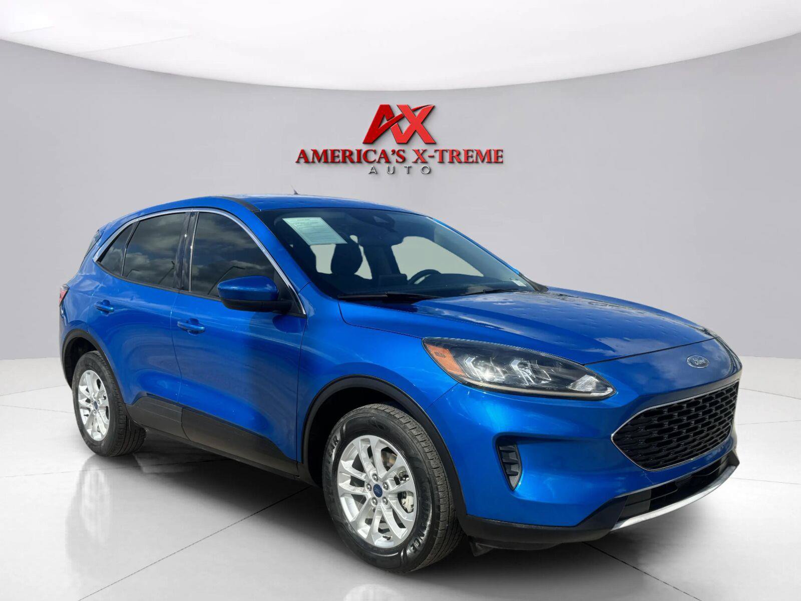 Used 2022 Ford Escape SE w/ Convenience Package FWD image 8