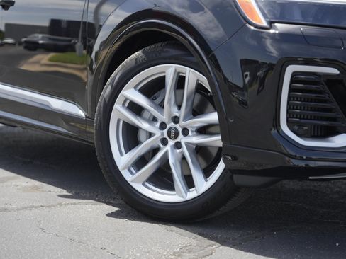 New 2025 Audi Q7 3.0T Premium Plus image 2