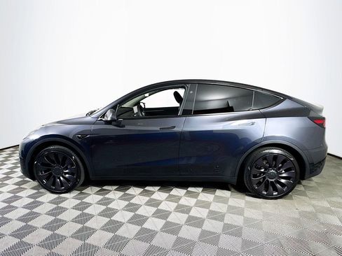Used 2024 Tesla Model Y Long Range image 4