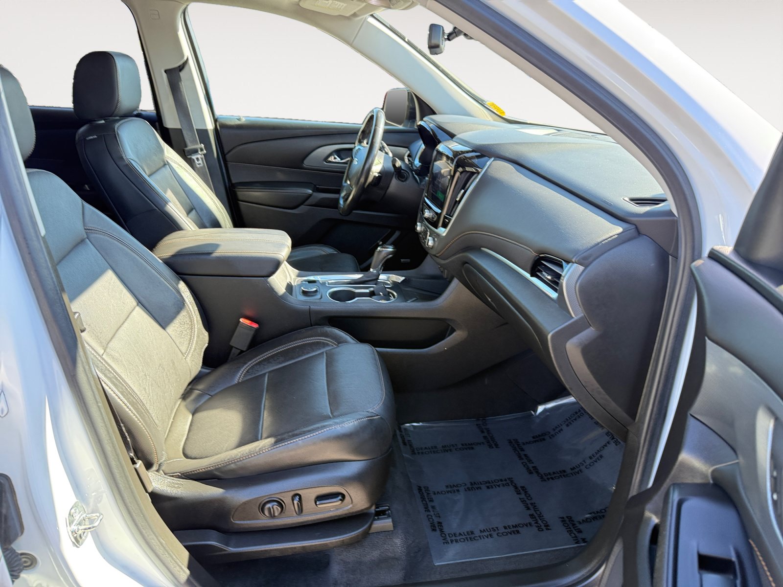 Used 2020 Chevrolet Traverse Premier w/ Redline Edition AWD/4WD image 19