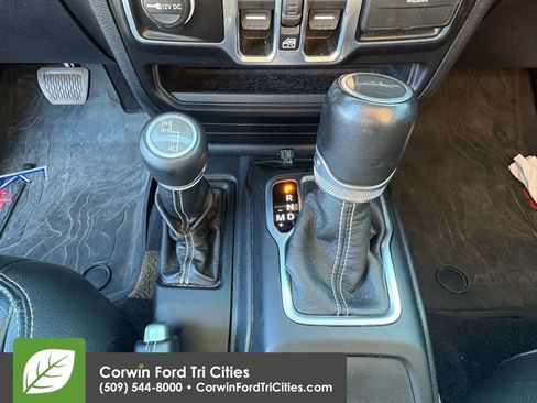 Used 2020 Jeep Gladiator Overland w/ Popular Equipment Package image 10