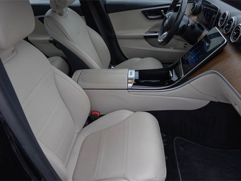 Used 2023 Mercedes-Benz C 300 4MATIC Sedan image 21