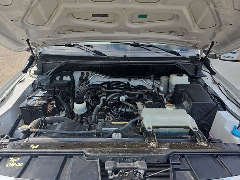 Used 2020 Nissan NV 3500 SL w/ Back Door Glass Package image 27