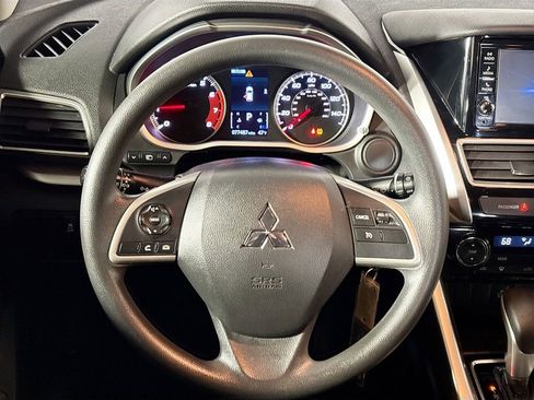 Used 2019 Mitsubishi Eclipse Cross ES image 13