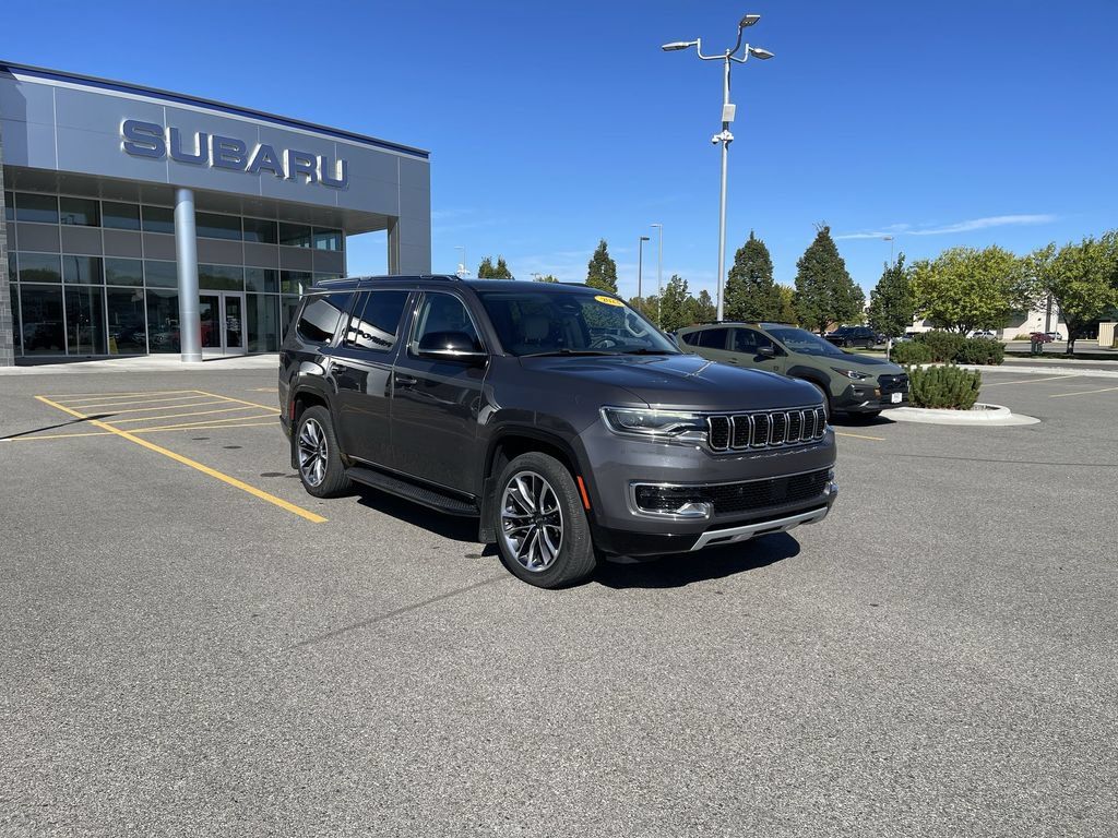 Used 2023 Jeep Wagoneer Series II w/ Premium Group I AWD/4WD image 10