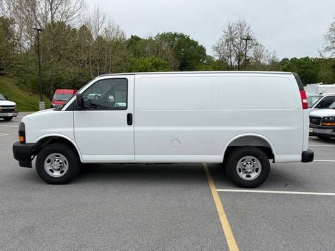 New 2026 Chevrolet Express 2500 w/ Driver Convenience Package RWD image 4
