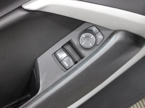Used 2020 Chevrolet Camaro SS RWD image 7