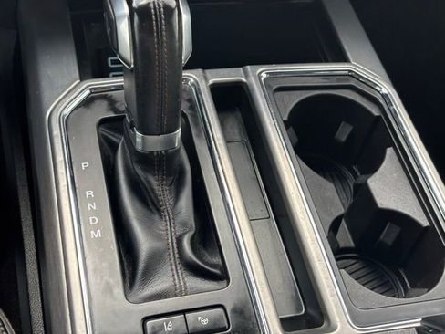 Used 2018 Ford F150 Platinum w/ Equipment Group 701A Luxury image 34