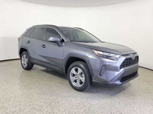 Used 2023 Toyota RAV4 XLE w/ Convenience Package FWD image 4