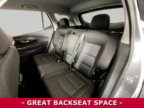 Used 2024 GMC Terrain SLE FWD image 22