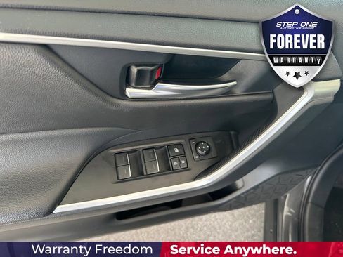 Used 2025 Toyota RAV4 XLE FWD image 11