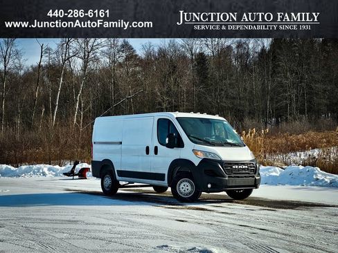 New 2026 RAM ProMaster 2500 w/ Convenience Group image 1