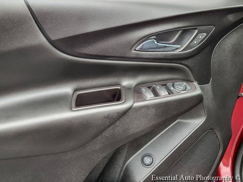 Used 2021 Chevrolet Equinox LT FWD image 15