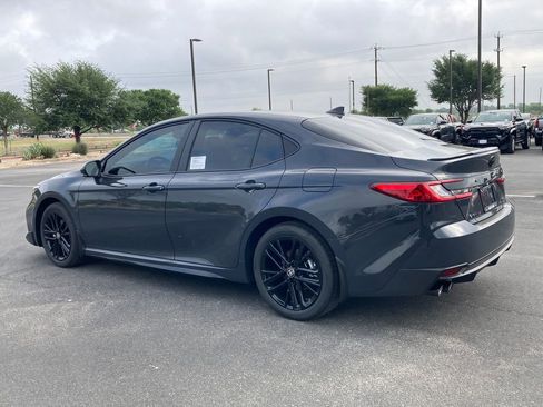 New 2026 Toyota Camry SE image 7