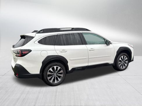 Used 2023 Subaru Outback Limited AWD/4WD image 14