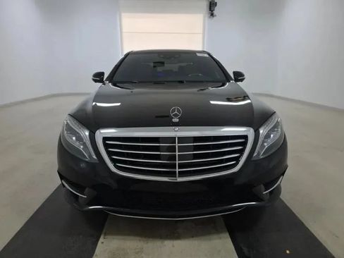 Used 2015 Mercedes-Benz S 550 4MATIC Sedan w/ Sport Package image 3