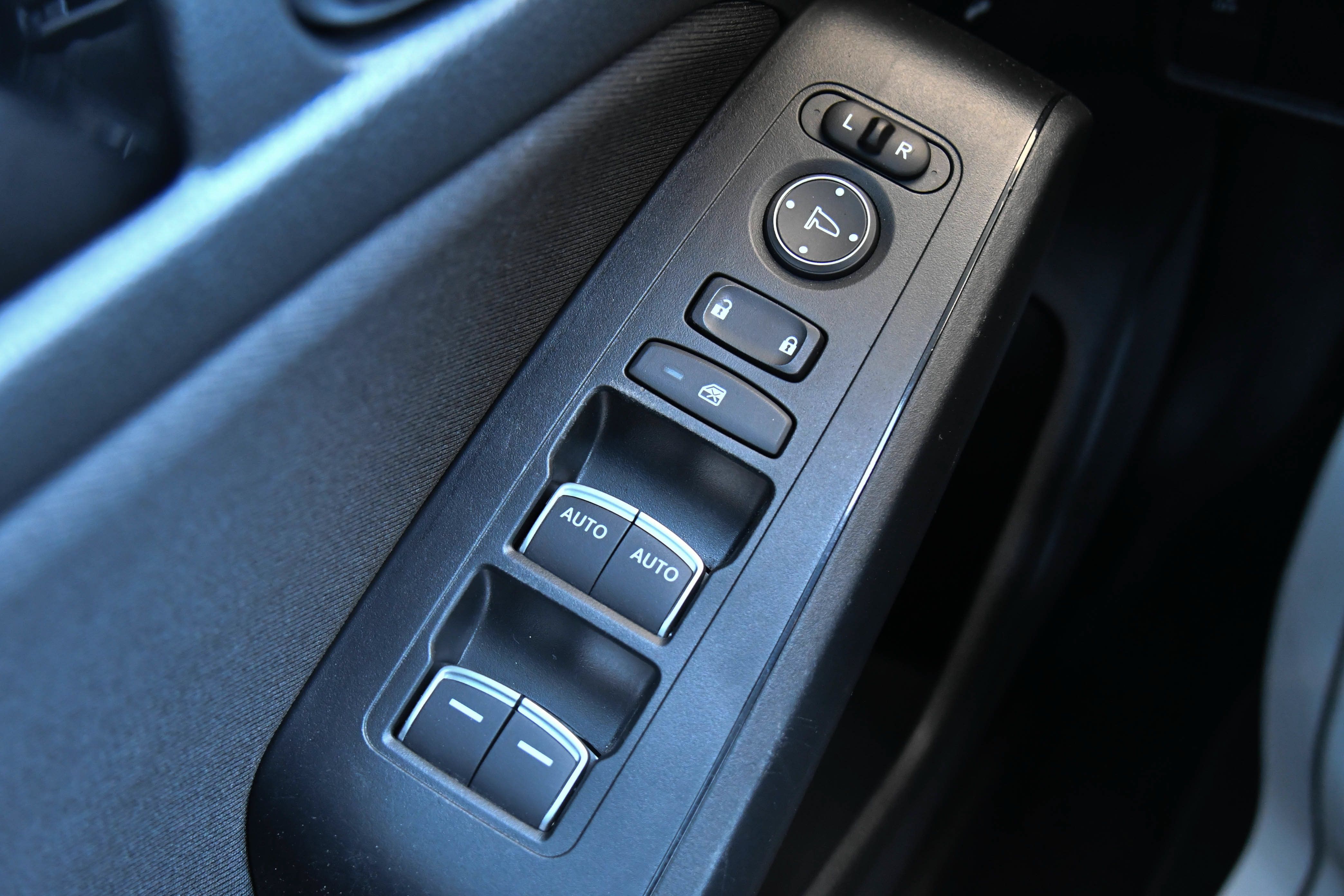 Used 2025 Honda Civic Sport image 32