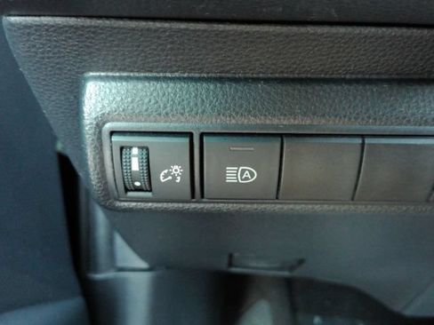 Used 2025 Toyota Corolla LE FWD image 34