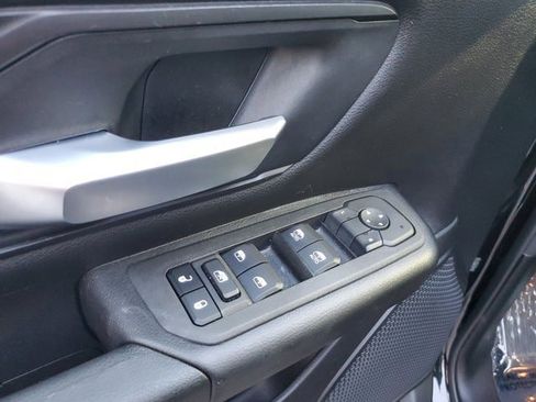 Used 2025 RAM 1500 Tradesman AWD/4WD image 21