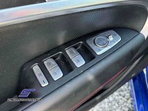 Used 2023 Genesis G70 2.0T w/ Sport Prestige Package image 19