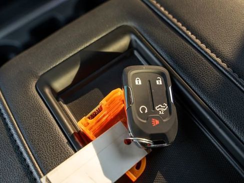 Used 2021 Chevrolet Silverado 1500 LT Trail Boss w/ Bed Protection Package image 31