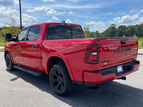 Used 2025 RAM 1500 Big Horn AWD/4WD image 23