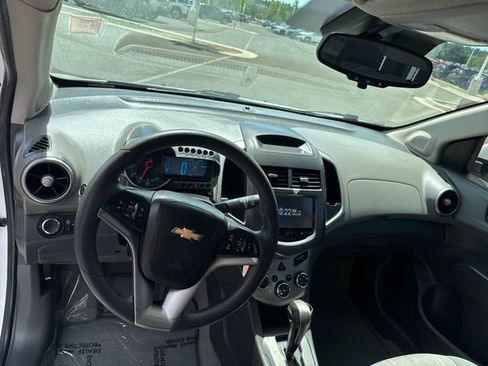Used 2016 Chevrolet Sonic LT w/ Driver Confidence Package FWD image 14
