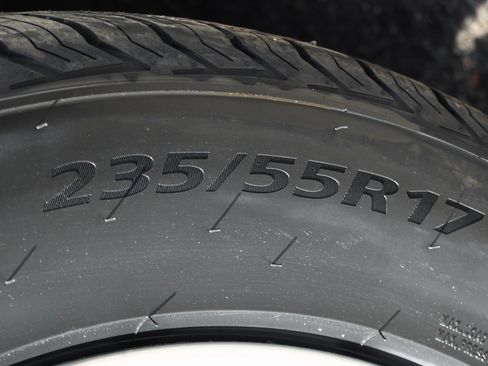 Used 2006 Ford Mustang Premium image 29