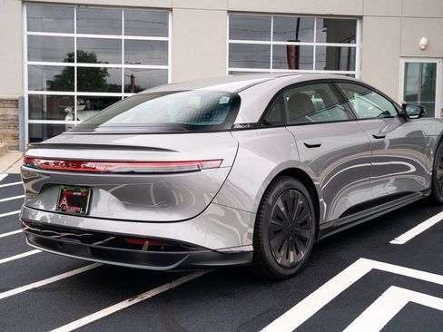 Used 2024 Lucid Air Pure RWD image 13