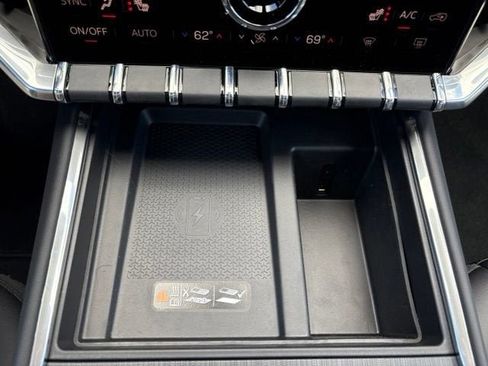 New 2026 GMC Acadia Elevation w/ Elevation Premium Package AWD/4WD image 26
