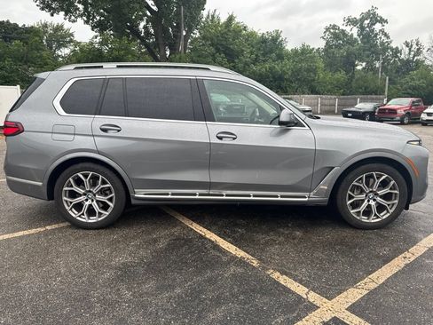 Used 2025 BMW X7 xDrive40i AWD/4WD image 5