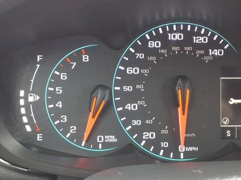 Used 2018 Chevrolet Trax LT w/ LT Convenience Package image 13