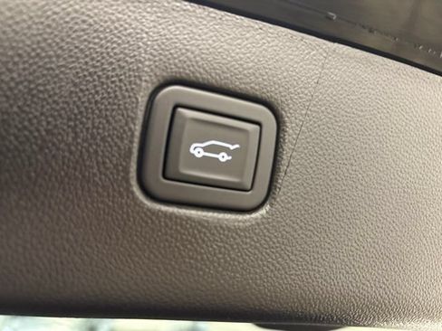 Used 2024 Chevrolet Blazer LT w/ LPO, Floor Liner Package FWD image 37