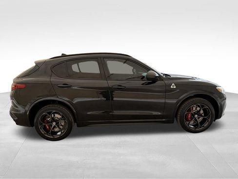 Used 2021 Alfa Romeo Stelvio Quadrifoglio AWD/4WD image 8