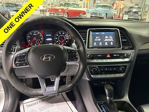 Used 2018 Hyundai Sonata Sport w/ Cargo Package FWD image 17