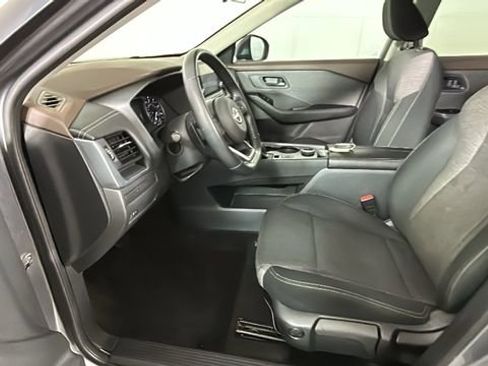 Used 2022 Nissan Rogue S AWD/4WD image 12