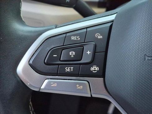 Used 2022 Volkswagen Atlas SE w/ Panoramic Sunroof Package AWD/4WD image 15
