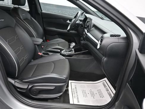 Used 2023 Kia Forte GT-Line FWD image 8