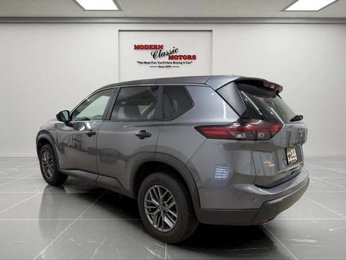 Used 2024 Nissan Rogue S AWD/4WD image 5