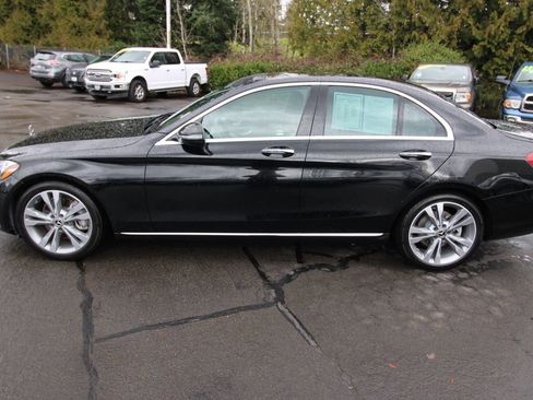 Used 2018 Mercedes-Benz C 300 Sedan image 6