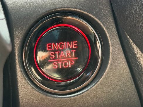 Used 2025 Honda HR-V EX-L image 22