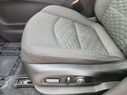 Used 2021 Chevrolet Equinox LT AWD/4WD image 26