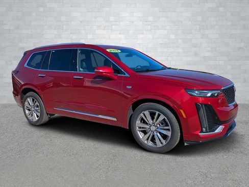 Used 2024 Cadillac XT6 Premium Luxury image 1