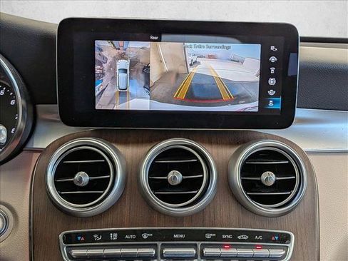 Used 2021 Mercedes-Benz GLC 300 image 14